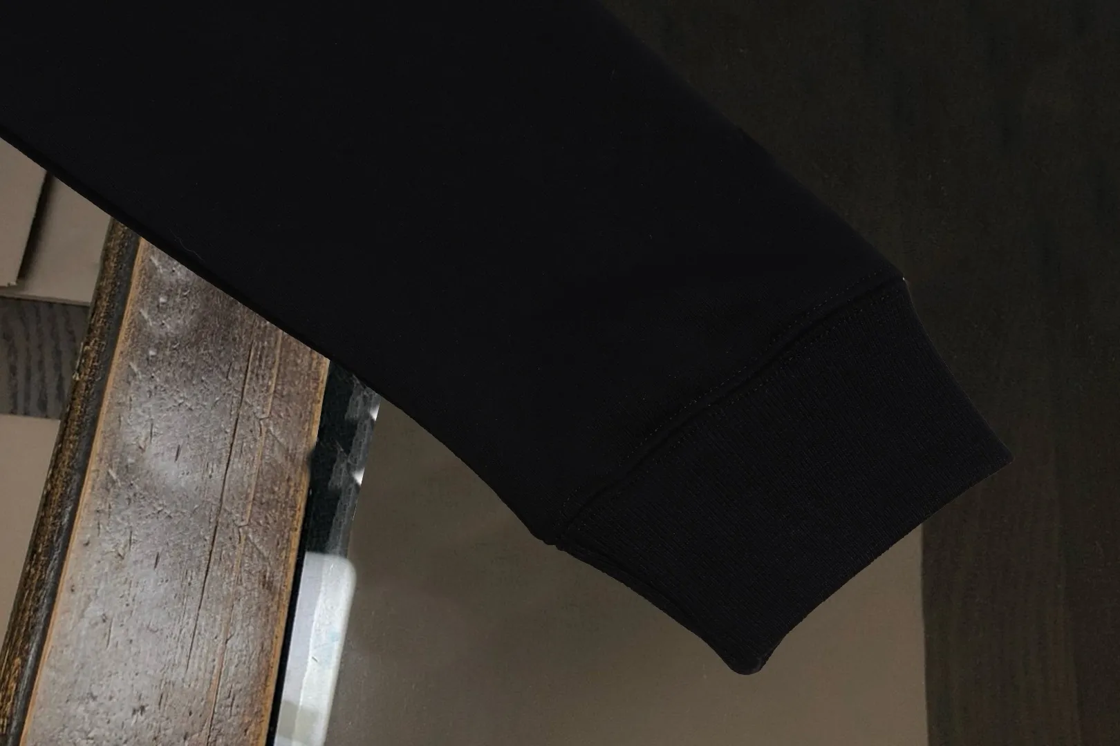 📦 📦 【 In Stock】 〖 𝐌𝐎𝐍𝐂𝐋𝐄𝐑~ 〗 440g ， 😎 ， ， Factory 2026 T ， ， Premium LOGO， Same Style ：Black White Size：S M L XL 2XL